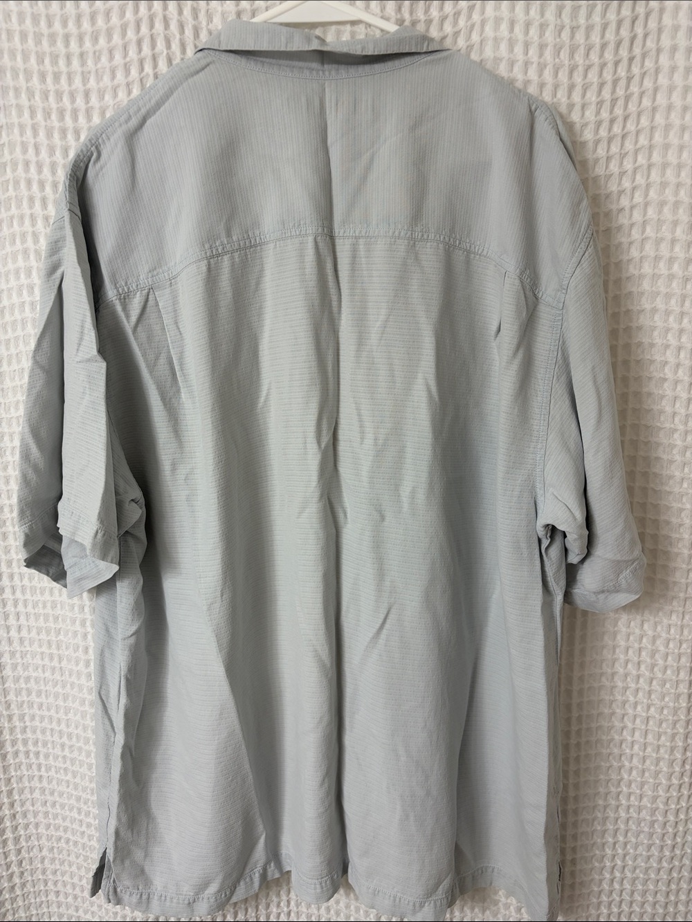 Tommy Bahama XL Light Blue Striped 100% Silk Short Sleeve Button Down - Picture 4 of 7